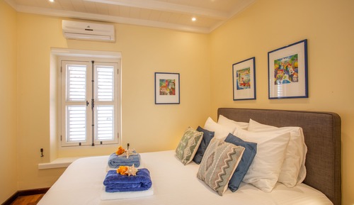 Deluxe Monumental top floor two bedroom apartment with private pool and terrace