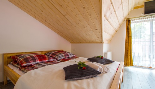 Habitación cuádruple (2 single and sofa)