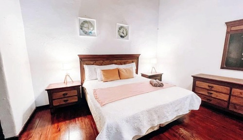 4 Bedroom Premier Chalet (Is in 255 Calle Tanca,San Juan PR)