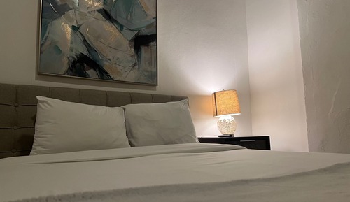 Economy 2-Bedroom, No Balcony (Is in 65 C Fortaleza Apt 2 San Juan PR)