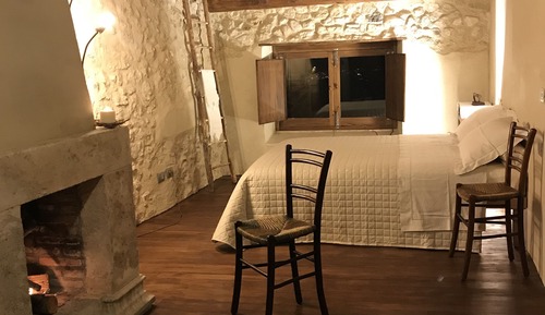 Suite romántica, 1 cama de matrimonio grande, bañera, en la zona del jardín