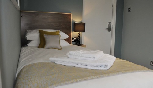 Habitación individual, baño privado