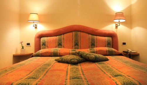 Habitación clásica con 1 cama doble o 2 individuales