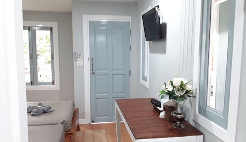 Deluxe Twin Bungalow