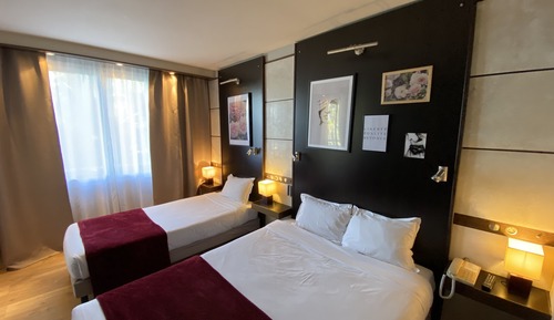 Habitación con 2 camas individuales