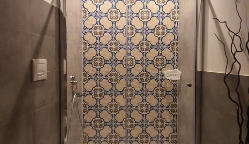 Habitación triple exclusiva, no fumadores, balcón