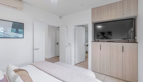 Ground Floor Two Bedroom with Patio - Easy Pool Access 3411/12