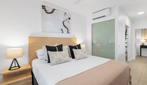 Ground Floor Studio Room 3411