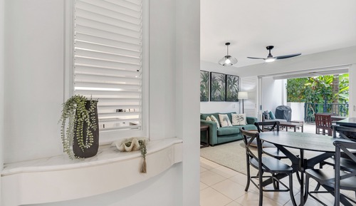 Ground Floor One Bedroom with Patio - Easy Pool Access 3312