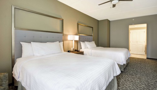 Estudio, 2 camas de matrimonio, no fumadores