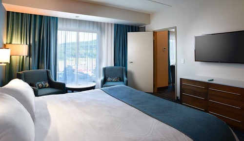 Suite junior, 1 cama de matrimonio grande, vistas al complejo turístico