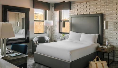 Habitación, 1 cama de matrimonio (Mobility Accessible w/ Roll-in Shower)