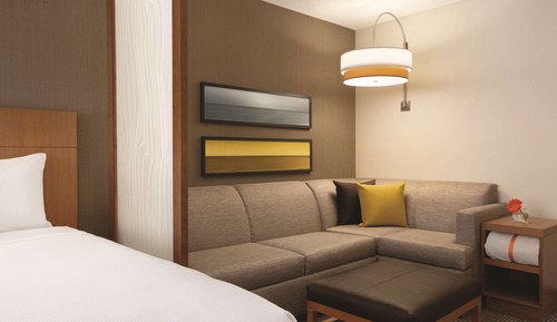 Habitación, varias camas (2 Queen & 1 Sofa Bed)