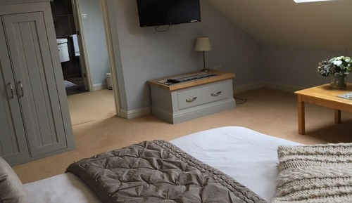 Deluxe Loft, 1 King Bed