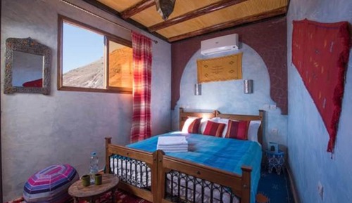 Habitación estándar con 1 cama doble o 2 individuales