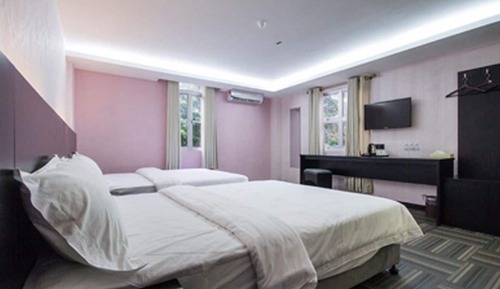 Suite estudio familiar, 2 camas dobles, vistas a la ciudad