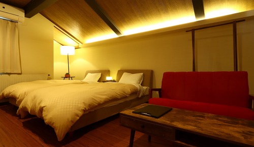 Habitación con 2 camas individuales