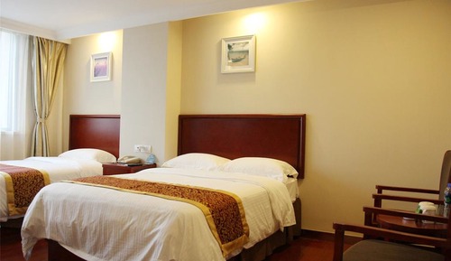 Habitación con 2 camas individuales