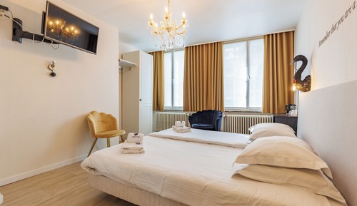 Habitación estándar con 1 cama doble o 2 individuales