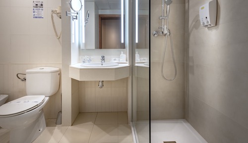 Habitación estándar doble, balcón, vistas a la piscina