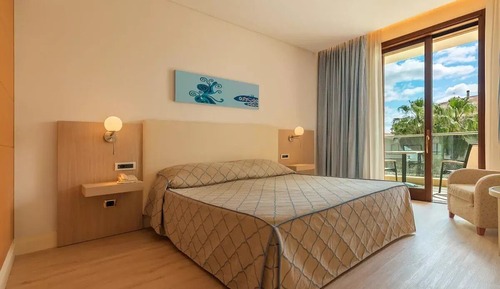 Habitación doble de uso individual, balcón, vistas al jardín