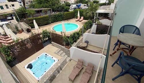 Suite junior, vistas a la piscina