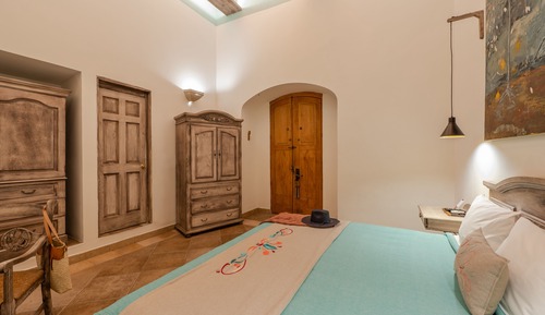 Habitación superior, 1 cama de matrimonio grande, bañera de hidromasaje