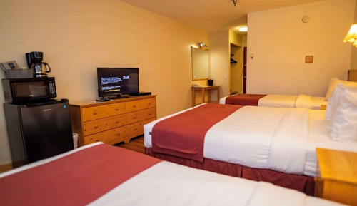 Habitación, varias camas, no fumadores (1 Queen, 2 Twin Beds)