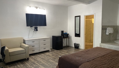 King Spa Room, 1 King Bed, Jetted Tub, Non Smoking