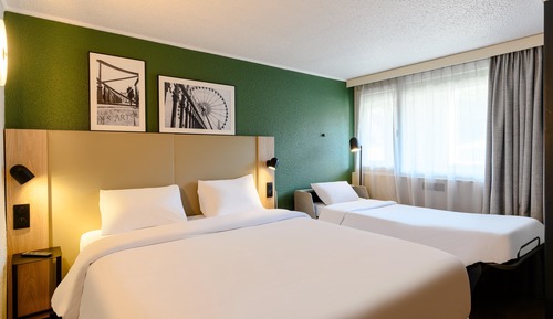 Habitación estándar, 1 cama de matrimonio con sofá cama