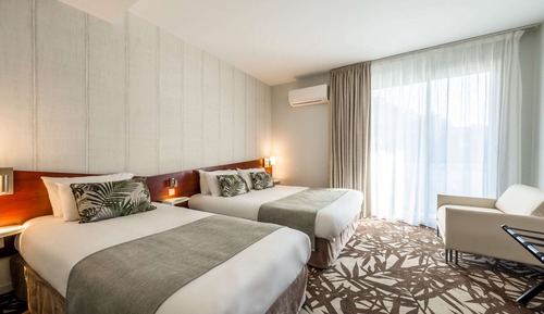 1 Lit simple, 1 Lit queen size, Canapé-lit 1 place, Chambre Familiale