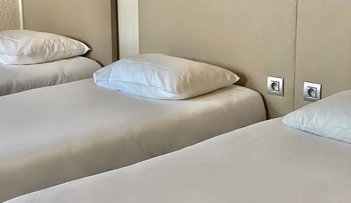 Habitación cuádruple estándar, varias camas