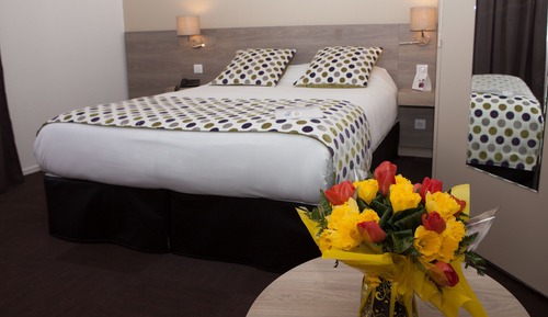 Habitación Confort, 1 cama de matrimonio, no fumadores, bañera (with Single Sofabed)