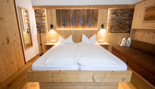 Apartamento, balcón, vistas a la montaña