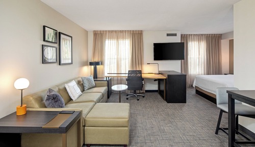 Estudio, 1 cama de matrimonio con sofá cama