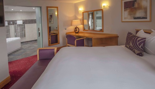 Suite ejecutiva, 1 cama de matrimonio grande, no fumadores, bañera de hidromasaje