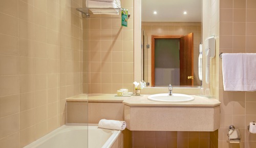 Habitación superior con 2 camas individuales