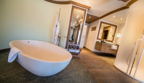 Suite junior, balcón