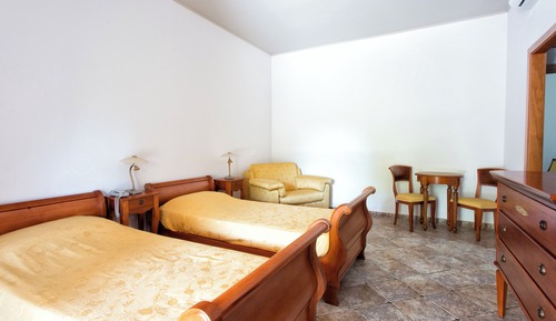 Habitación cuádruple estándar