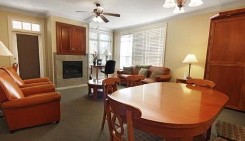 Suite, accesible para personas con discapacidad, baño privado (101 Plantation Parlor)