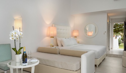 Junior Bungalow Suite, Seafront