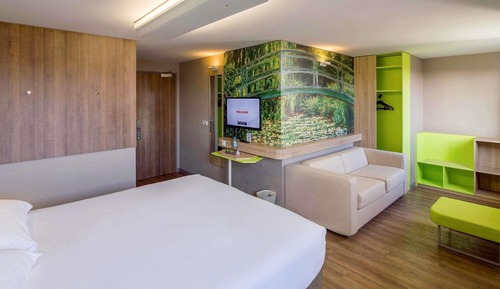 Suite, 1 cama doble con sofá cama (Family. 2 People)