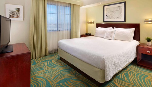 Suite, 1 cama de matrimonio grande, no fumadores (Living Room;with Sofabed)