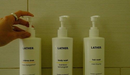 Habitación Deluxe, 1 cama de matrimonio grande, chimenea, vistas parciales al mar