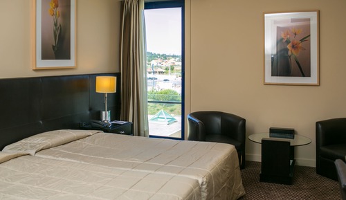 Habitación estándar con 1 cama doble o 2 individuales