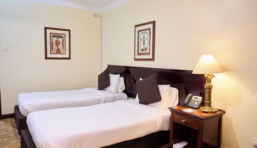 Habitación con 2 camas individuales