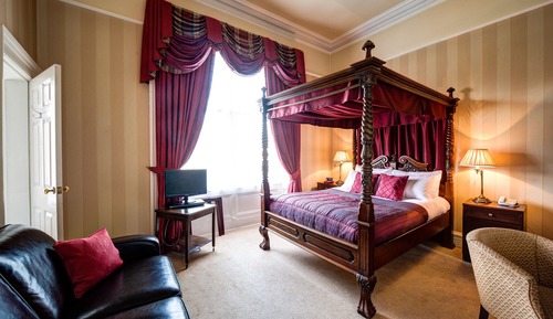 Habitación superior (Four Poster)