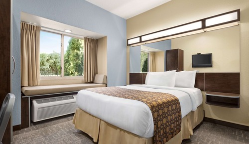 Suite, 1 cama de matrimonio, accesible para personas con discapacidad, no fumadores (Mobility)