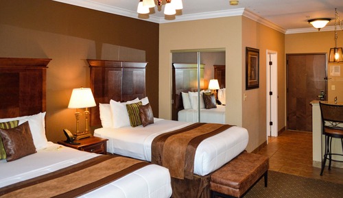 Suite estudio clásica, 2 camas dobles, cocina