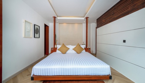 Beachfront Grand Pool Villa (1 Bed)